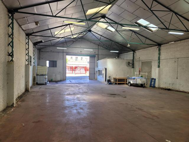 CAMAS · NAVE INDUSTRIAL EN PRIMERA LÍNEA – POLÍGONO LOS GIRASOLES photo 0