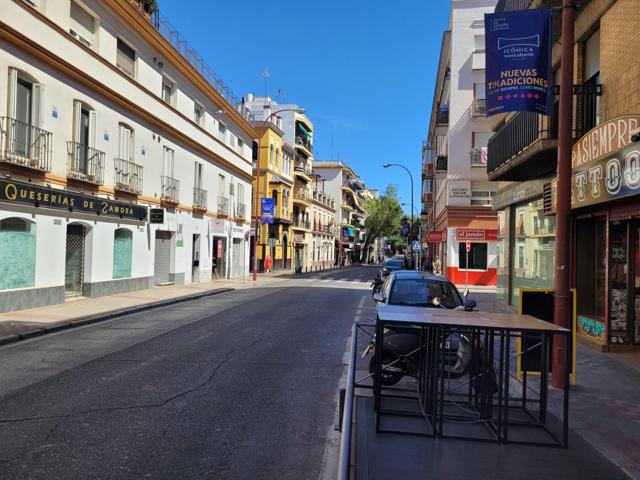 APARTAMENTO EN TRIANA. photo 0