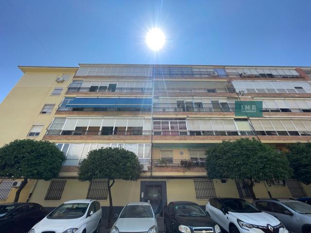 ¡OPORTUNIDAD EN PARQUE ALCOSA! Piso de 3 dormitorios para reformar a tu gusto photo 0