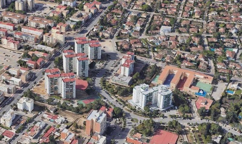 Amplio edificio independiente en venta en El Almendral, Jerez de la Frontera – Ideal para uso comercial, sanitario o de oficinas photo 0