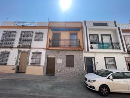 Casa en venta en Mairena del Alcor – Calle El Almendro photo 0