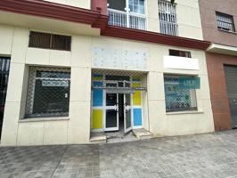 Local comercial en venta y alquiler frente al metro de Montequinto (Dos Hermanas) photo 0
