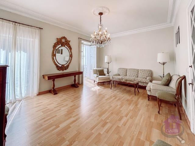 Piso En venta en Área Romántica, Donostia - San Sebastián photo 0