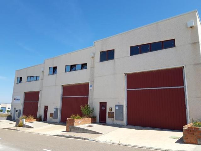 Nave Industrial En venta en Poligono Valdeconsejo, Cuarte De Huerva photo 0