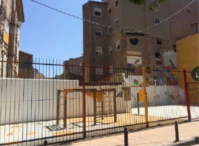 Terreno Urbanizable En venta en Casco Histórico, Zaragoza photo 0