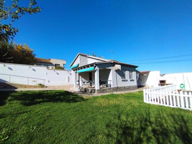 Unifamiliar En venta en Urbaniz. Colonia San Antonio, Gallur photo 0