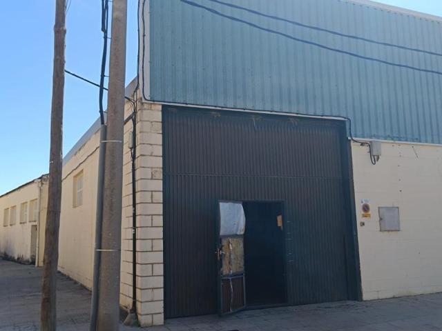 Nave Industrial En venta en Alagon, Alagon photo 0