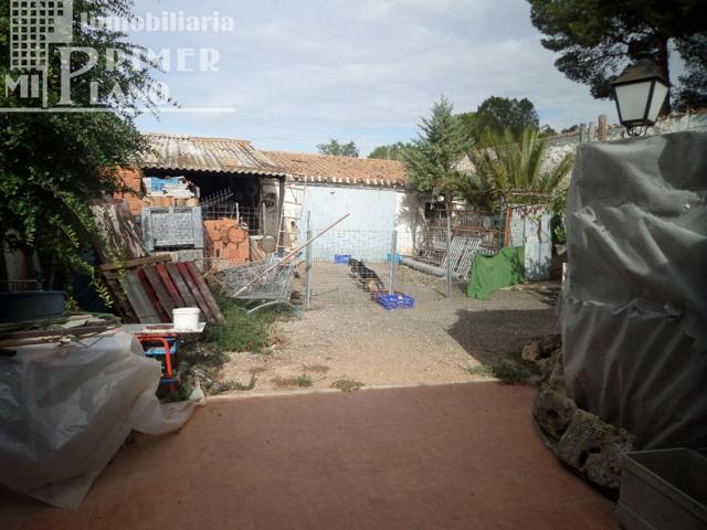 CASA ESPECTACULAR EN CINCO CASAS que cuenta con 900 de parcela. photo 0