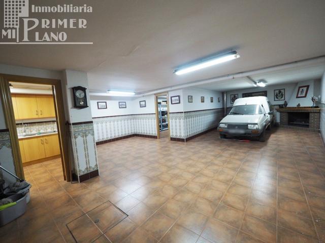 Espectacular vivienda, totalmente amueblada, con patio y garaje, en Juan Carlos I, por 169.000 Euros photo 0