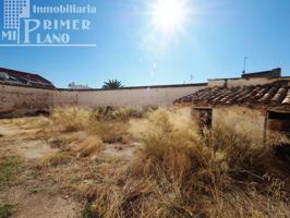 Se vende solar de 261 m2 con 5 de fachada en zona centro de Tomelloso photo 0