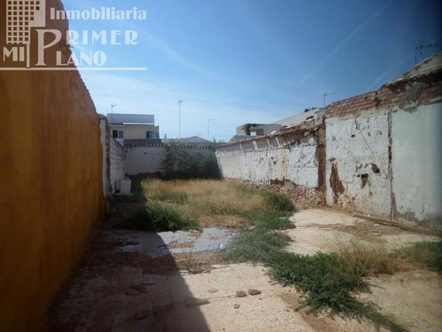 *Solar con 234m2 y 7 m de fachada, junto a avenida Juan Carlos I* photo 0