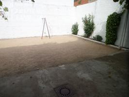 ¡¡OPORTUNDAD DE COMPRA JUNTO A DOÑA CRISANTA!! SOLAR CON 140m2 y 11 METROS DE FACHADA photo 0