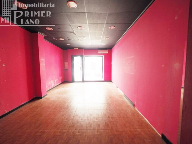 Se alquila local comercial en la zona centro de Tomelloso por solo 450 euros mes photo 0