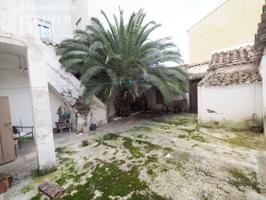 Vivienda de 2 plantas en pleno centro de Tomelloso en calle Socuellamos para reformar, con 275 m2 photo 0