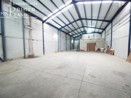 Se alquila nave con 364 m2 junto a calle campo photo 0
