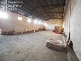 *¡OPORTUNIDAD! Se vende solar y nave en esquina, con 1.100 m2 y 68 metros de fachada, por 219.000€!* photo 0