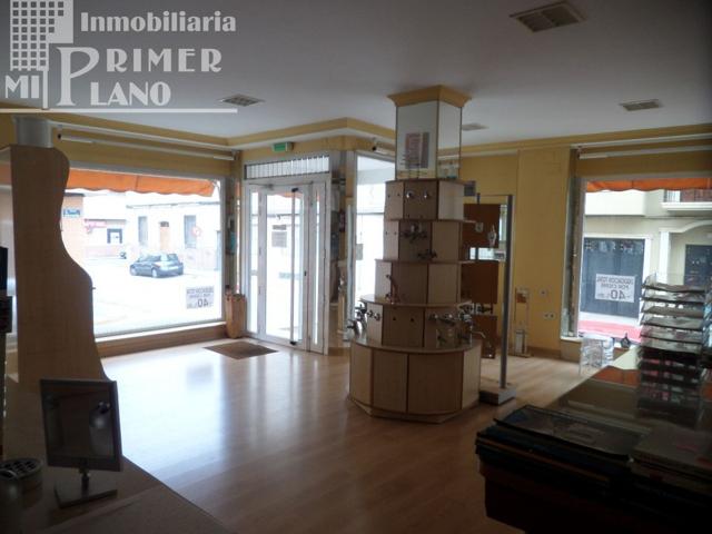 *LOCAL COMERCIAL DE 120 M2 CON UNA OFICINA Y AIRE ACONDICIONADO EN 78.000 EUROS* photo 0