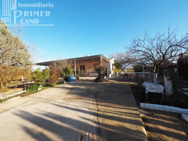 En venta Chalet de 9280 m2 con 246 m2 construidos, junto a Ctra Villarobledo, por solo 130.000 €. photo 0