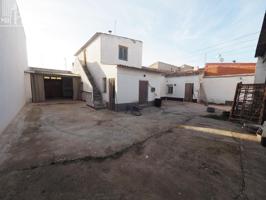 *Casa de planta baja para reformar de 495 m2, con amplio patio, garaje y 4 dorm por solo 98.000€* photo 0