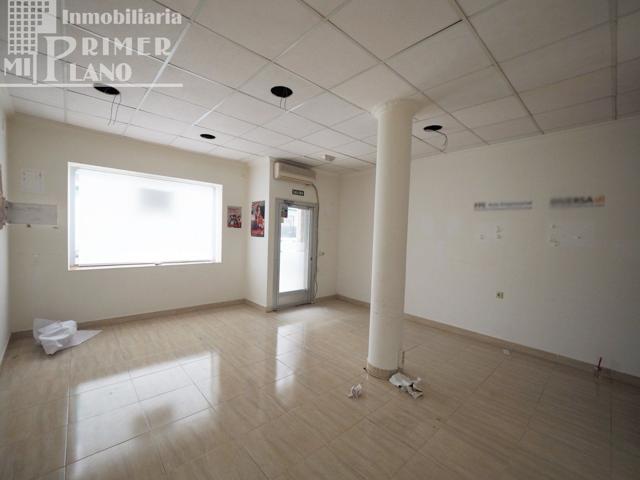 Se vende local comercial en la zona centro de Tomelloso con 100 metros cuadrados photo 0