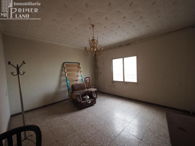 *Casa para derribar o reformar en c-Tetuan de 330 m2 con 8.70m de fachada, por solo 72.000€* photo 0