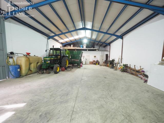 SE VENDE NAVE EN ESQUINA CON 220M2, CON COCINILLA CAMPERA Y ASEO POR 90.000€ photo 0
