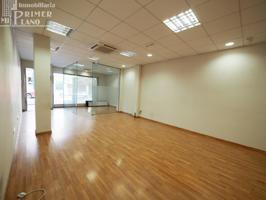 Espectacular local comercial en alquiler en calle Socuellamos, listo para entrar por solo 650 € photo 0