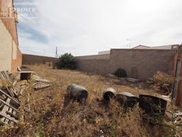 Oportunidad de compra junto avda J. Carlos I, solar de 398 m2 y 13 m de fachada por solo 83.000 € photo 0