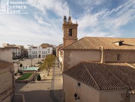 Se vende edificio en el centro de Tomelloso, de 2 pisos (1 por planta), mas local comercial photo 0