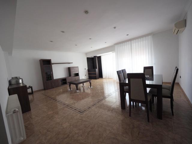 Piso de 3 dorm, 2 baños, trastero y 127 m2 por solo 110.000 euros. photo 0