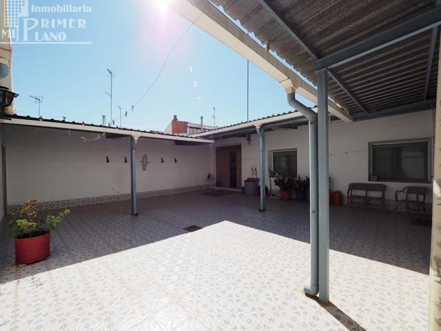 Se vende casa de planta baja junto a la avenida Don Antonio Huertas photo 0