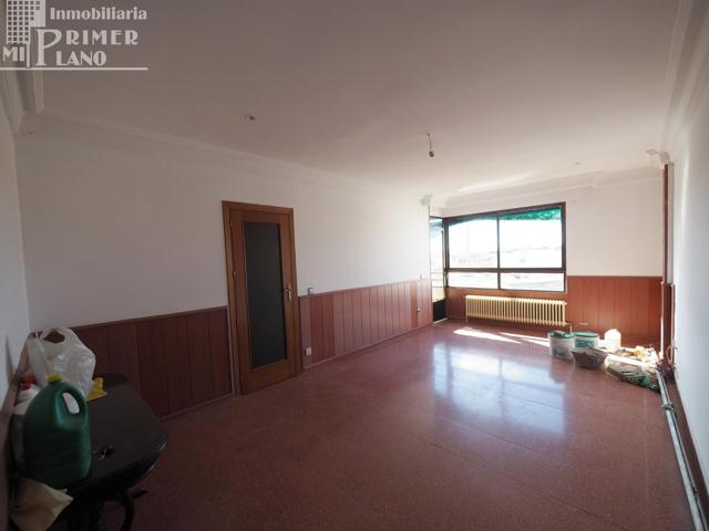 *Amplio, exterior y luminoso piso en Tomelloso - Calle Doña Crisanta* photo 0