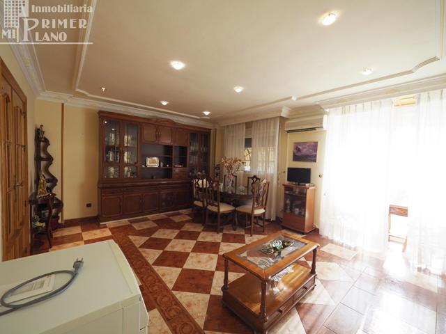 🏡 Piso en venta en Nuevo Tomelloso – 4 habitaciones, ascensor y excelente ubicación photo 0