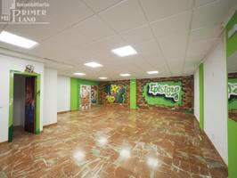 Alquiler de Local Comercial en Tomelloso – Zona Glorieta Mª Cristina photo 0