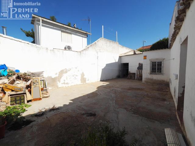 Amplia Casa en Tomelloso, Ideal para Reformar y Crear Tu Hogar Soñado photo 0