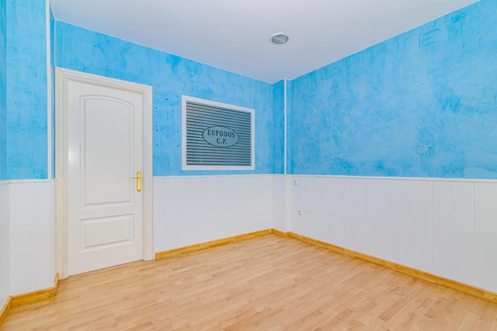 ALQUILER LOCAL PLAZA TOROS photo 0