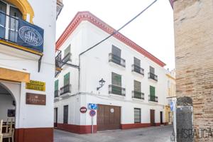 VIVIENDA PARA REFORMAR EN EL CENTRO DE ECIJA photo 0