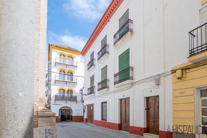 VIVIENDA PARA REFORMAR EN EL CENTRO DE ECIJA photo 0