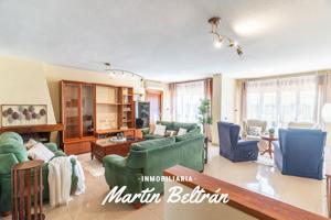 Exclusivo chalet independiente en Nueva Almería, a solo 3 minutos de la playa. photo 0