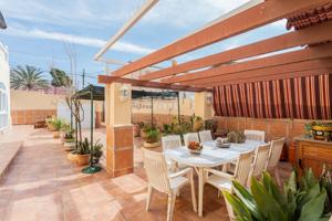 AGUADULCE Encantador chalet de 150 m2, en dos plantas y parcela de 265 m2 photo 0