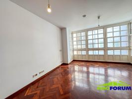 PRECIOSO APARTAMENTO CON GALERIA EN CALLE DE LA FRANJA photo 0