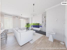 Piso En venta en Riazor - Los Rosales, A Coruña photo 0
