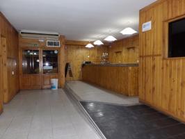 LOCAL COMERCIAL CON MUCHAS POSIBILIADES photo 0