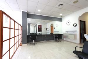 LOCAL COMERCIAL BIEN SITUADO, CON MUCHAS POSIBILIDADES DE NEGOCIO photo 0