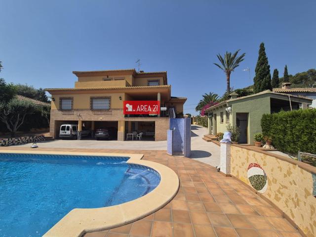 Chalet en urbanización Montecolorado-Rascaña, Urbanizado, listo para entrar a vivir photo 0