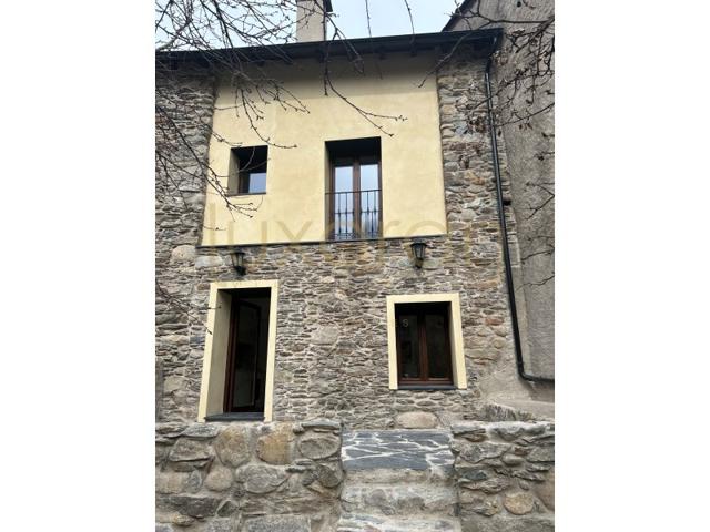 Piso En venta en Esterri D'Àneu photo 0