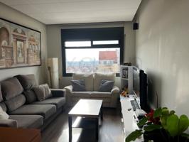 Piso En venta en Barcelona photo 0