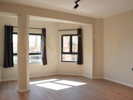 Piso En venta en Lleida photo 0