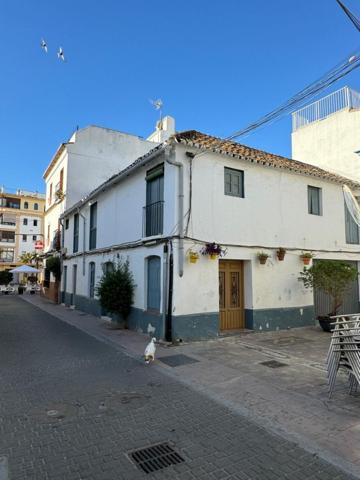 Casa En venta en Estepona Centro, Estepona photo 0