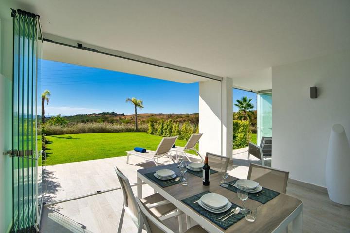 Piso En venta en Parque Central, Estepona photo 0